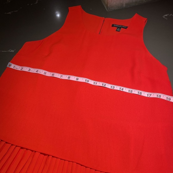 Banana Republic Ruffled Red Tank - Picture 7 of 8